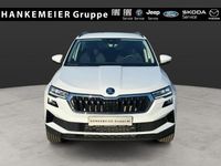 Neu Skoda Karoq Selection 150 PS (110 kW) 2025 Moonweiß perleffekt SUV