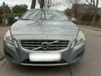Second-hand Volvo V60 210 CP (154 kW) 2011 Albastru Break