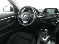 Gebraucht BMW 318 Sport Line 150 PS (110 kW) 2018 Grau Kombi