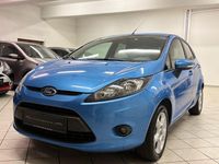Gebraucht Ford Fiesta Titanium 97 PS (71 kW) 2011 Blau Kleinwagen