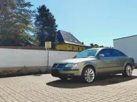 Usata VW Passat 115 CV (84 kW) 2003 Verde Berlina