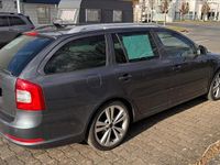 Gebraucht Skoda Octavia RS 200 PS (147 kW) 2012 Grau Kombi