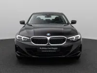 Gebraucht BMW 318 Sport Line 156 PS (114 kW) 2024 Schwarz Limousine