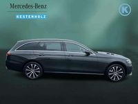 Gebraucht Mercedes E300 Avantgarde 306 PS (225 kW) 2022 Graphitgrau Kombi