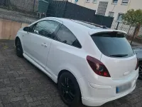 Gebraucht Opel Corsa Edition 90 PS (66 kW) 2009 Weiß Kleinwagen