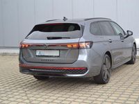 Neu VW Passat R-line 193 PS (141 kW) 2025 Diabasgrau metallic / grenadi Kombi