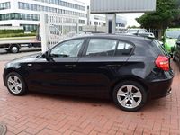 Gebraucht BMW 120 177 PS (130 kW) 2011 Schwarz Kleinwagen