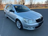 Gebraucht Skoda Octavia 105 PS (77 kW) 2012 Silber Kombi