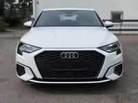 Gebraucht Audi A3 150 PS (110 kW) 2023 Weiß Limousine