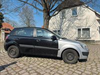 Gebraucht Kia Rio 97 PS (71 kW) 2008 Schwarz Limousine