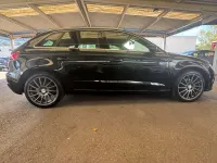 Gebraucht Audi A3 Sportback Basis 150 PS (110 kW) 2017 Schwarz Kleinwagen