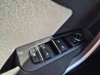 Neu Kia XCeed 150 PS (110 kW) 2026 Magmarot metallic magmarot metallic SUV