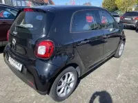 Gebraucht Smart ForFour Passion 79 PS (58 kW) 2019 Schwarz Kleinwagen