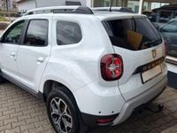 Gebraucht Dacia Duster Celebration 150 PS (110 kW) 2021 Weiß SUV