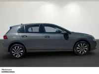 Gebraucht VW Golf VIII Active 150 PS (110 kW) 2023 Delfingrau metallic Limousine
