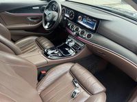 Gebraucht Mercedes E220 194 PS (142 kW) 2017 Schwarz Limousine