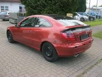 Gebraucht Mercedes C200 163 PS (119 kW) 2001 Orange Coupé
