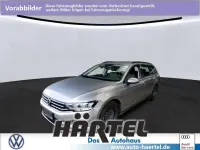 Gebraucht VW Passat Basis 150 PS (110 kW) 2022 Pyritsilber (silver), metallic Kombi