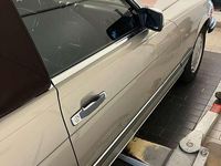 Gebraucht Mercedes 560 231 PS (169 kW) 1986 Silber Cabrio