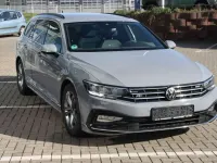 Gebraucht VW Passat R-line 150 PS (110 kW) 2022 Grau Kombi