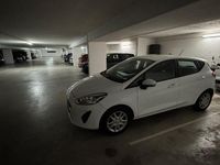 Gebraucht Ford Fiesta Cool & Connect 71 PS (52 kW) 2018 Weiß Kleinwagen