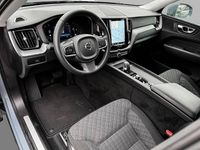 Gebraucht Volvo XC60 Core 197 PS (144 kW) 2024 Grau SUV