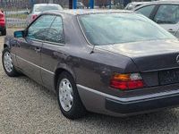 Gebraucht Mercedes 230 132 PS (97 kW) 1991 Coupé