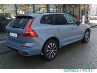 Gebraucht Volvo XC60 Plus 197 PS (144 kW) 2023 Grau metallic SUV