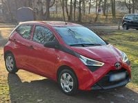 Gebraucht Toyota Aygo 72 PS (52 kW) 2021 Rot Kleinwagen