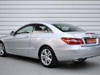 Gebraucht Mercedes E200 Elegance 184 PS (135 kW) 2010 Silber Coupé