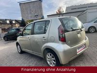 Gebraucht Daihatsu Sirion 91 PS (66 kW) 2011 Gold Kleinwagen