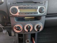 Gebraucht Mitsubishi Colt 75 PS (55 kW) 2011 Silber Kleinwagen