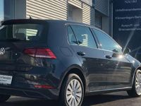 Gebraucht VW Golf VII Trendline 86 PS (63 kW) 2018 Grau Limousine