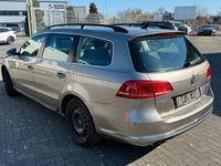 Gebraucht VW Passat 140 PS (102 kW) 2012 Braun Kombi