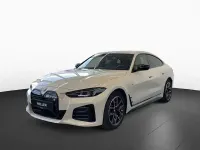 Używany BMW i4 Shadowline 400 kW (544 KM) 2025 Biały Sedan/Limuzyna