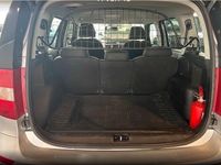 Gebraucht Skoda Yeti Active 110 PS (80 kW) 2016 Silber SUV