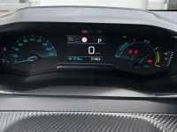Gebraucht Peugeot e-208 Active 100 kW (136 PS) 2023 Rot Kleinwagen