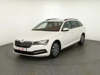 Używany Skoda Superb 200 KM (147 kW) 2021 Biały Kombi