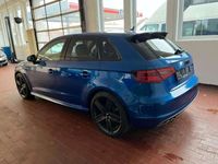 gebraucht Audi A3 Sportback S-Line *quattro/ACC/Navi/Xenon/SHZ*