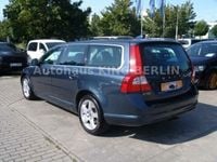 Gebraucht Volvo V70 Summum 163 PS (119 kW) 2008 Blau metallic Kombi