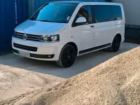 Gebraucht VW Multivan Edition 140 PS (102 kW) 2011 Weiß Van / Kleinbus