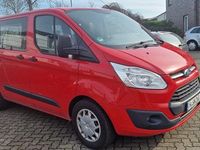 Gebraucht Ford Transit Trend 170 PS (125 kW) 2017 Rot Kombi