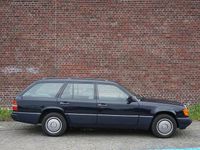 Gebraucht Mercedes E230 132 PS (97 kW) 1990 Blau Kombi