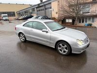 Gebraucht Mercedes CLK240 170 PS (125 kW) 2002 Silber Coupé
