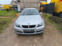 Gebraucht BMW 320 150 PS (110 kW) 2007 Silber Kombi