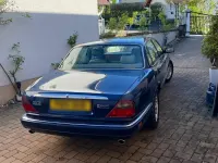 Second-hand Jaguar XJ 211 CP (155 kW) 1993 Negru Berlinǎ