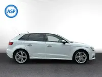 Gebraucht Audi A3 e-tron S-Line 150 PS (110 kW) 2020 Weiß (gletscherweiß metallic) Kleinwagen