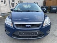 Usado Ford Focus 109 HP (80 kW) 2010 Azul Carrinha