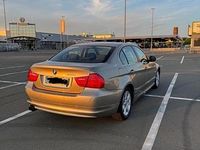Używany BMW 325 218 KM (160 kW) 2010 Andere farben Sedan/Limuzyna
