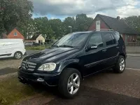 Gebraucht Mercedes ML270 163 PS (119 kW) 2005 Blau SUV